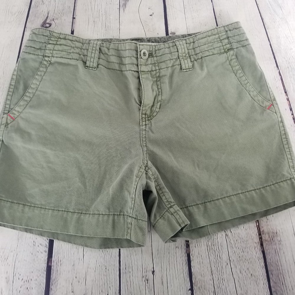 🌵 Gap olive army green shorts sz 4